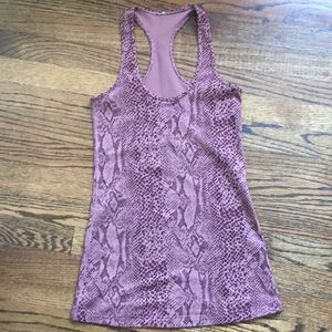 Lululemon tank- NWOT- Size 4 - snake print